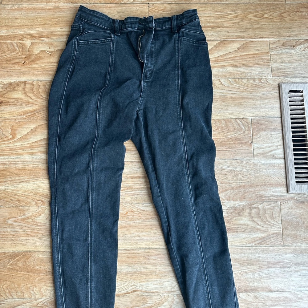 Black High-Waisted Jeans
